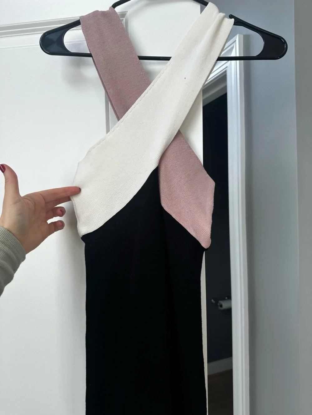 Colorblock Cross-Strap Black, White & Mauve Womens Dress - Picture 2 of 2